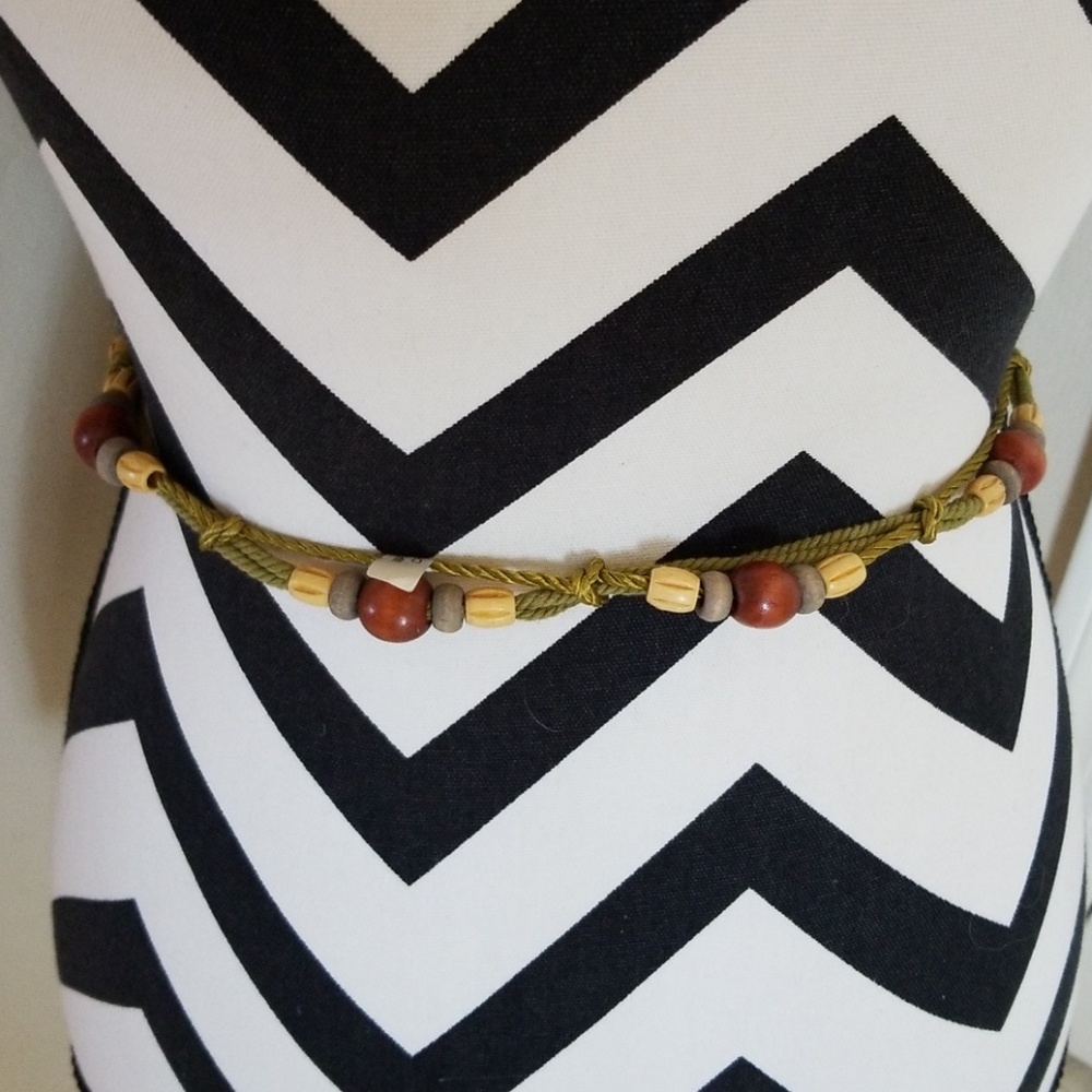 Express Beaded Belt NWT - Picture 2 of 3